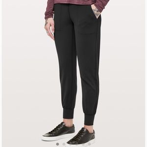 Lululemon Align Jogger 28"